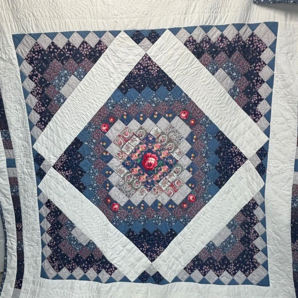 VTG‎ Handmade Patchwork Heirloom Quilt 80s Blanket Blue White Floral Cottagecore